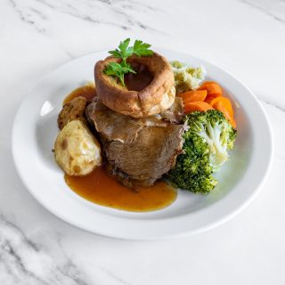 140334_MooRestaurantAtTheHighfieldHotel_Food_SundayRoastAdults